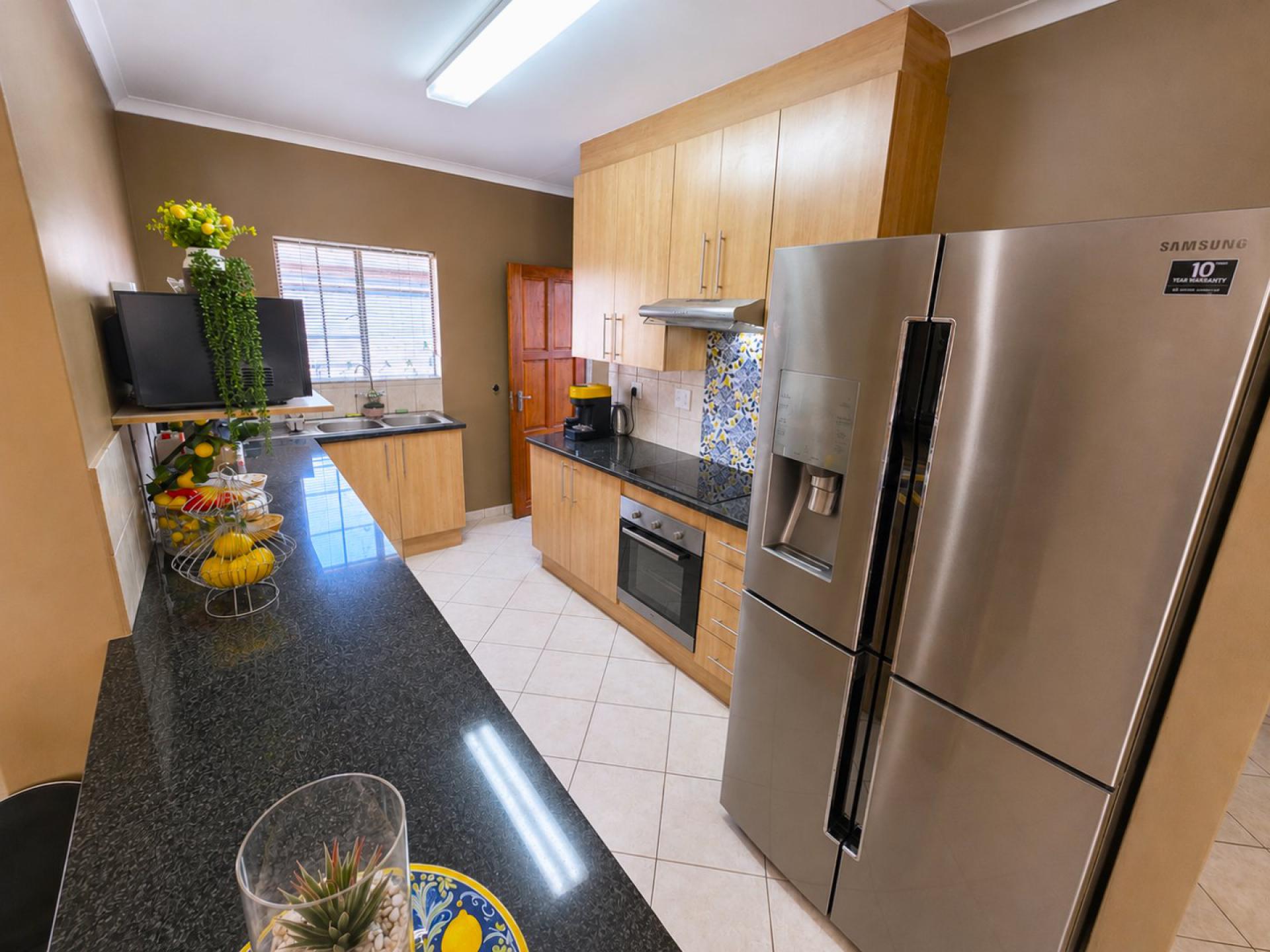  of property in Sinoville