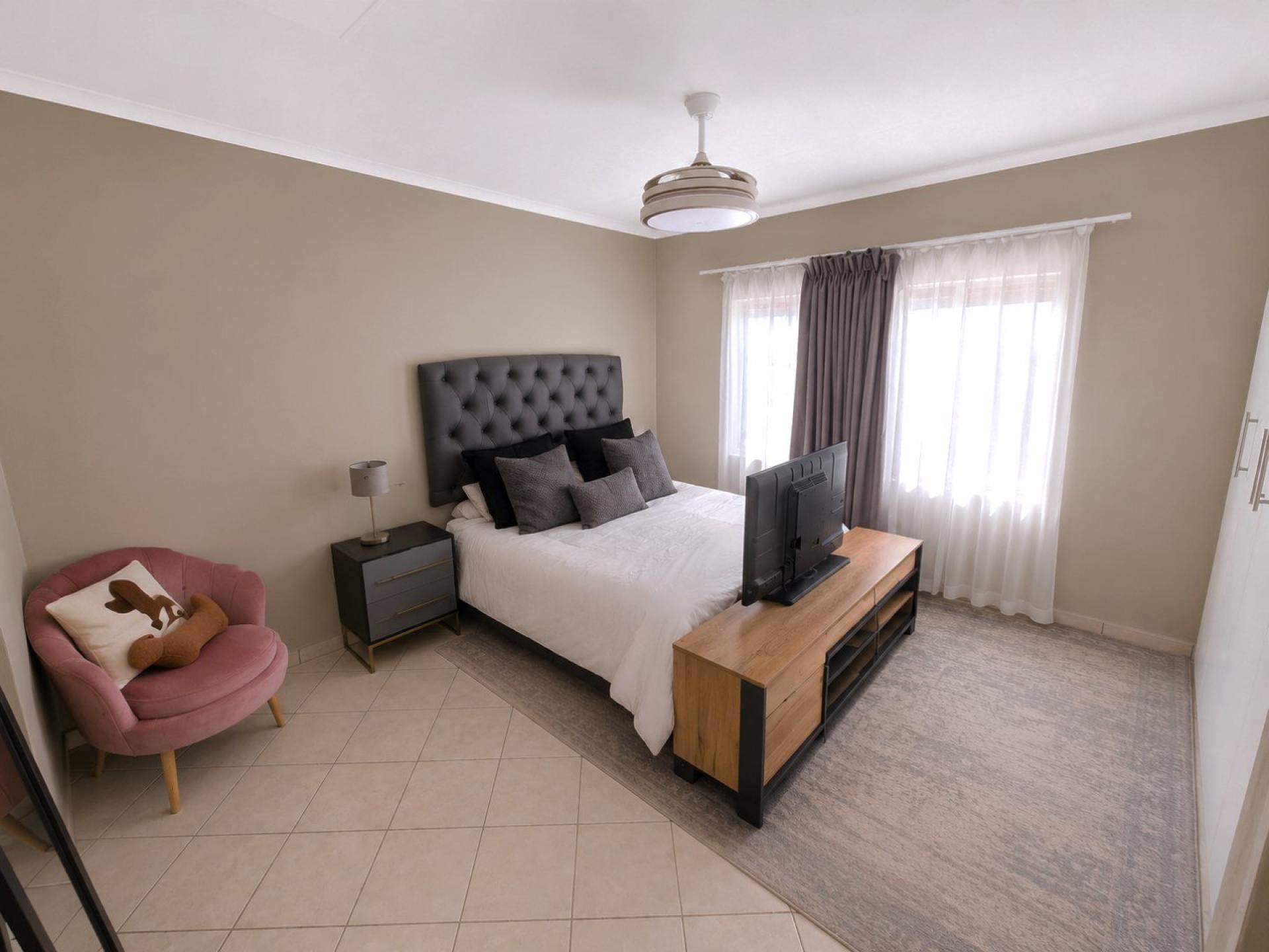  of property in Sinoville