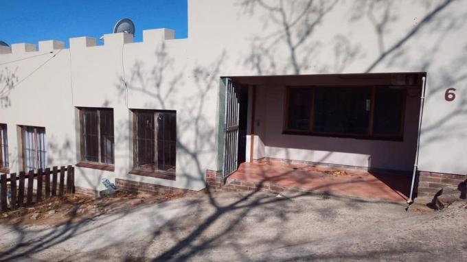 2 Bedroom Sectional Title to Rent in Escombe  - Property to rent - MR718908