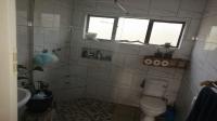 Bathroom 1 of property in Escombe 