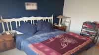 Bed Room 1 of property in Escombe 