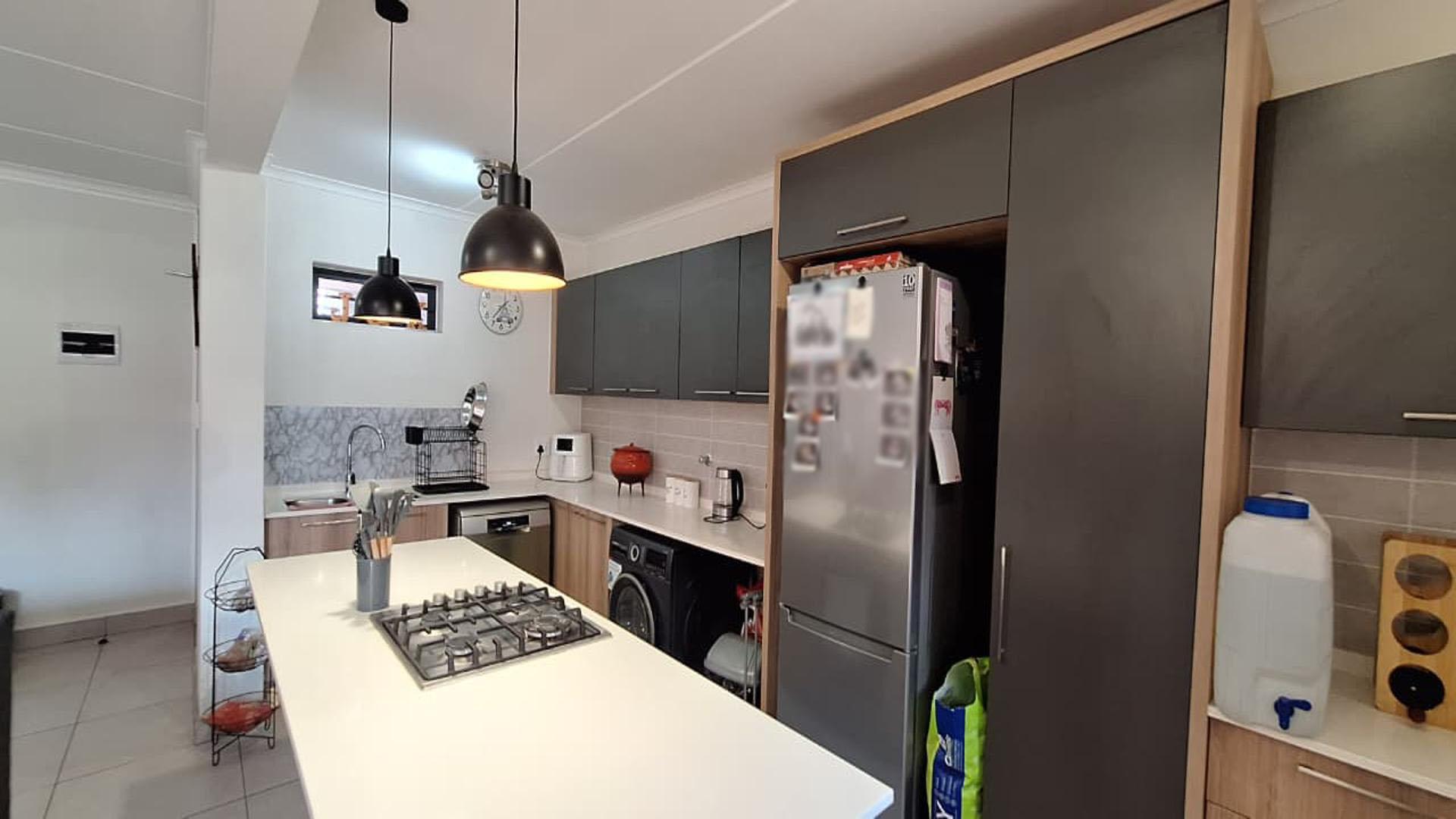 Kitchen - 14 square meters of property in Witfontein