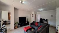 Lounges - 34 square meters of property in Witfontein
