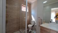 Main Bathroom - 6 square meters of property in Witfontein