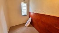 Spaces of property in Parys