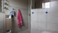 Bathroom 1 - 7 square meters of property in Dawn Park