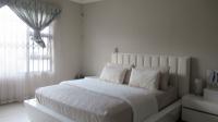 Main Bedroom - 21 square meters of property in Dawn Park