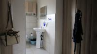 Spaces - 11 square meters of property in Dawn Park