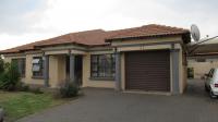Front View of property in Dawn Park