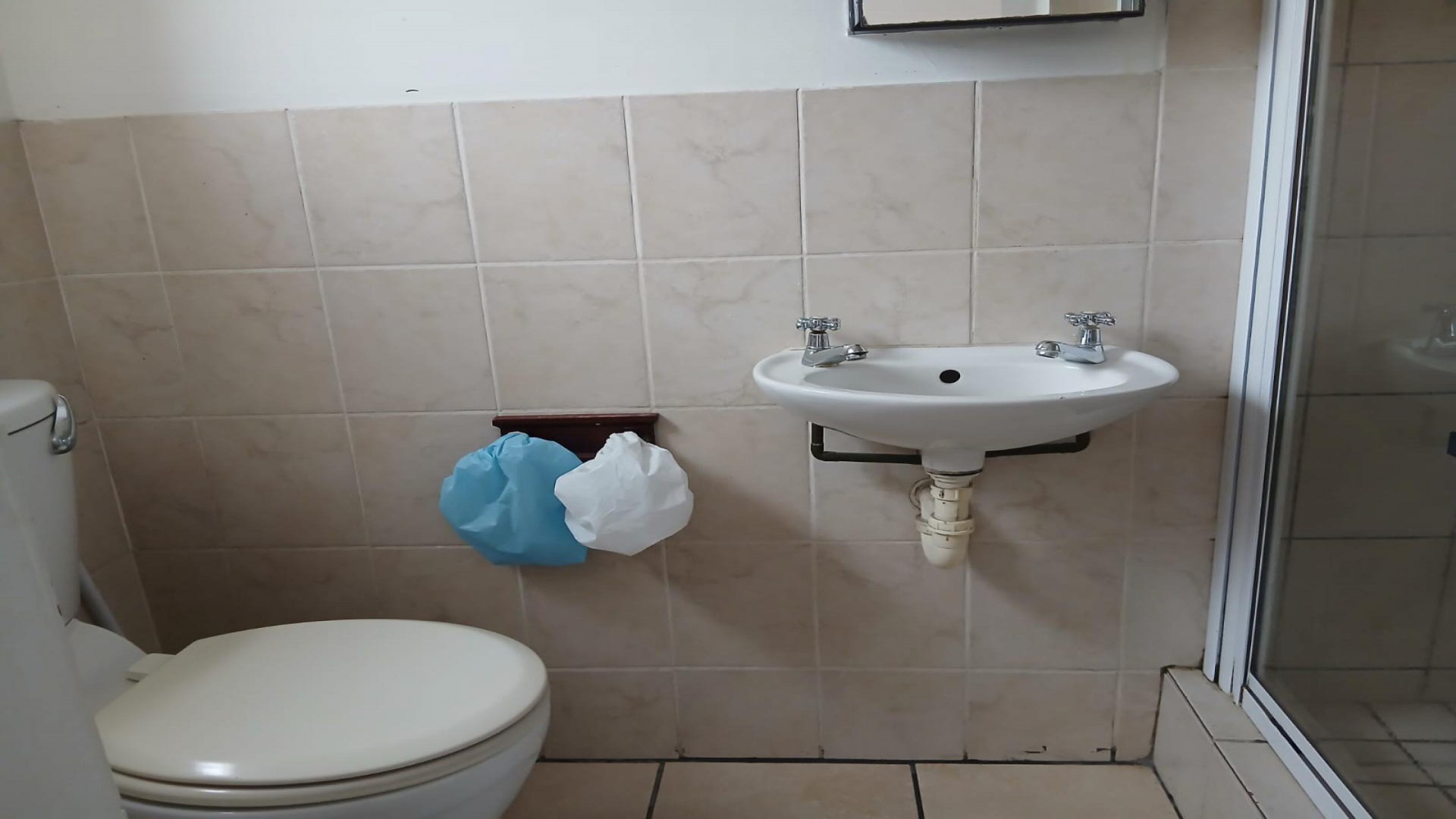 Bathroom 2 of property in Parklands