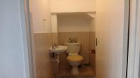 Bathroom 1 of property in Parklands
