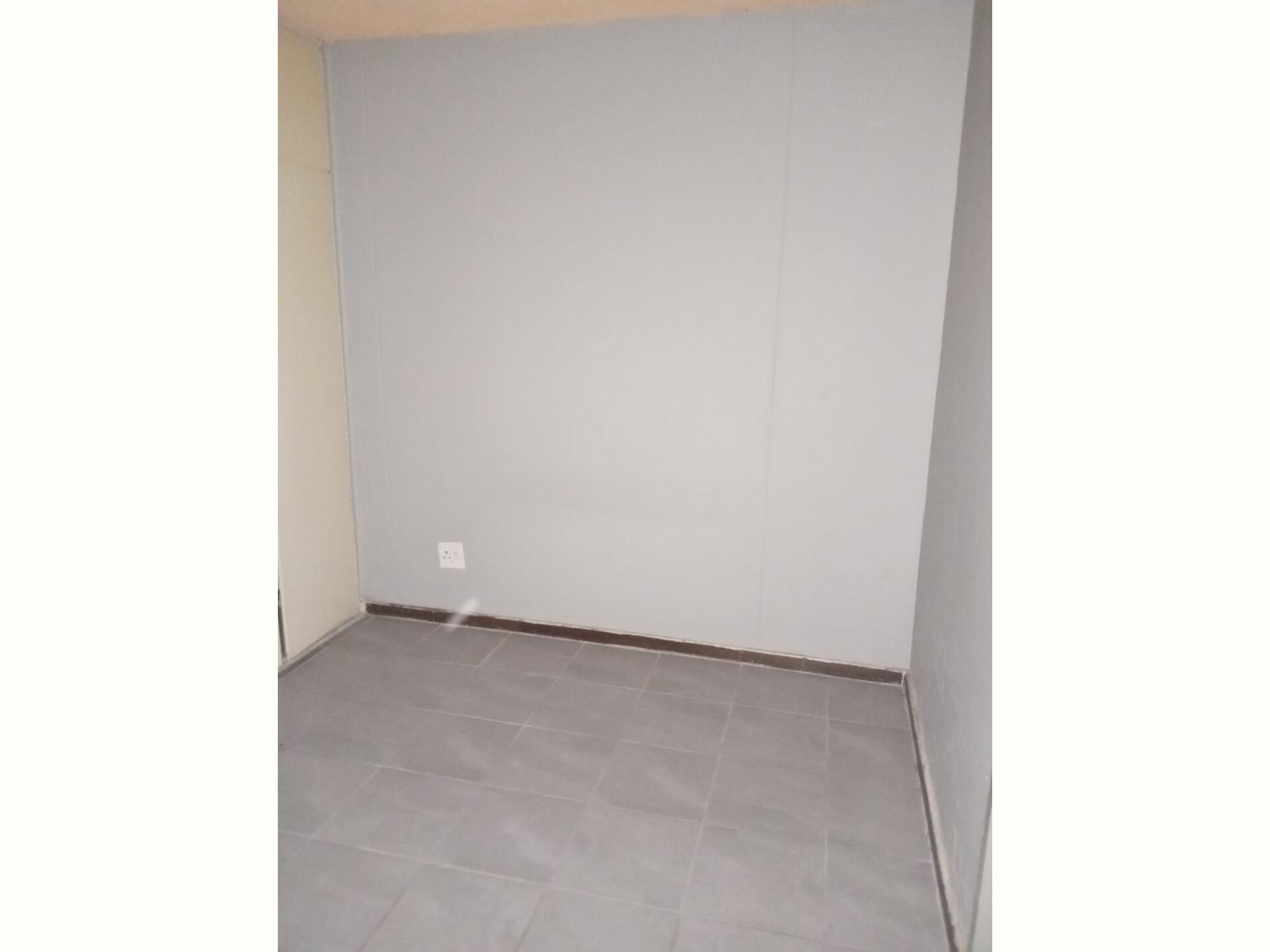 of property in Sunnyside