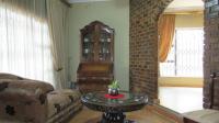 Lounges - 75 square meters of property in Greenhills