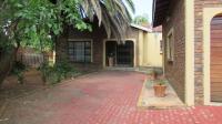 Spaces - 11 square meters of property in Greenhills