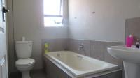 Bathroom 1 - 4 square meters of property in Watervalspruit (Vaal)