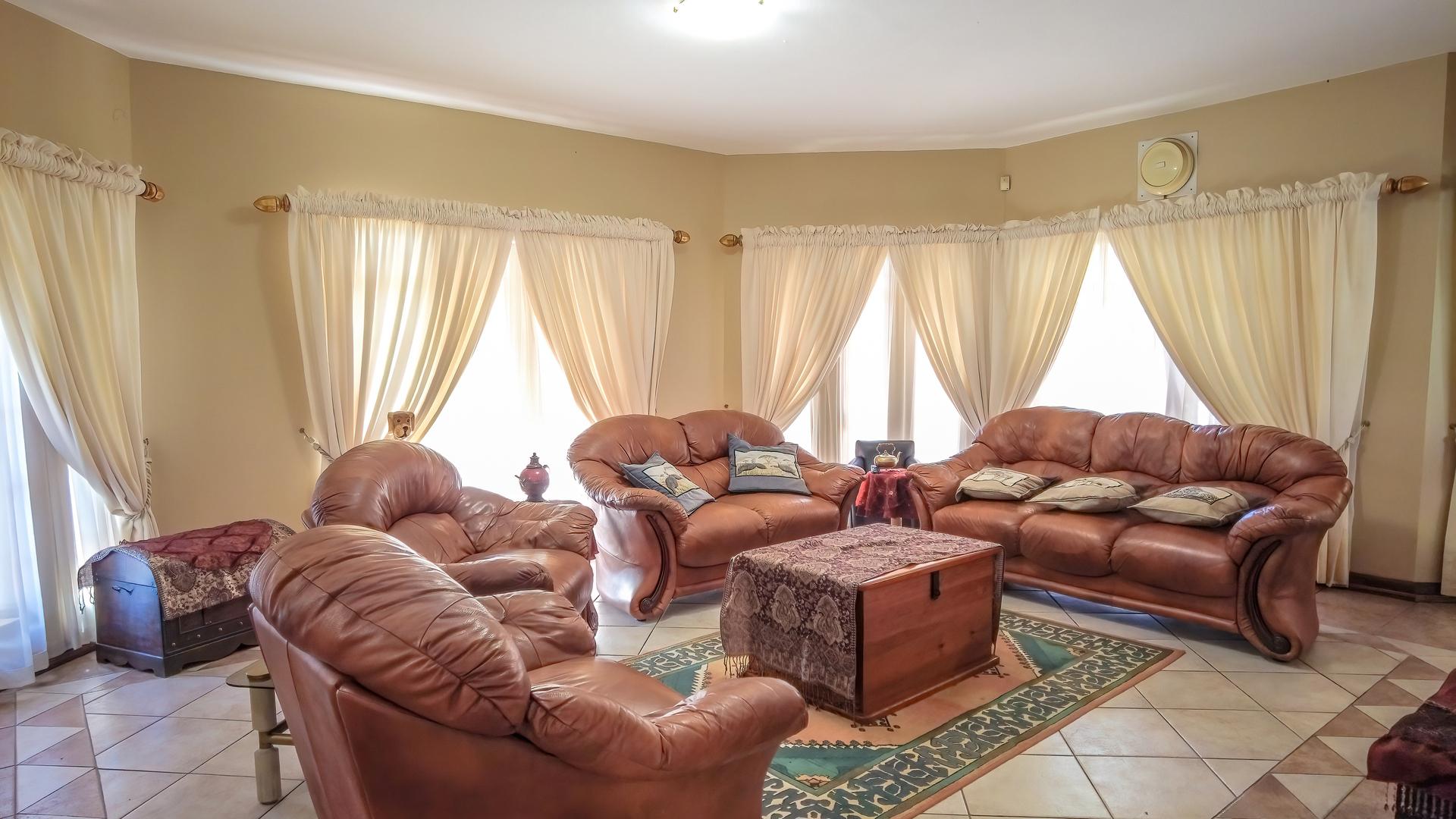  of property in Amandasig