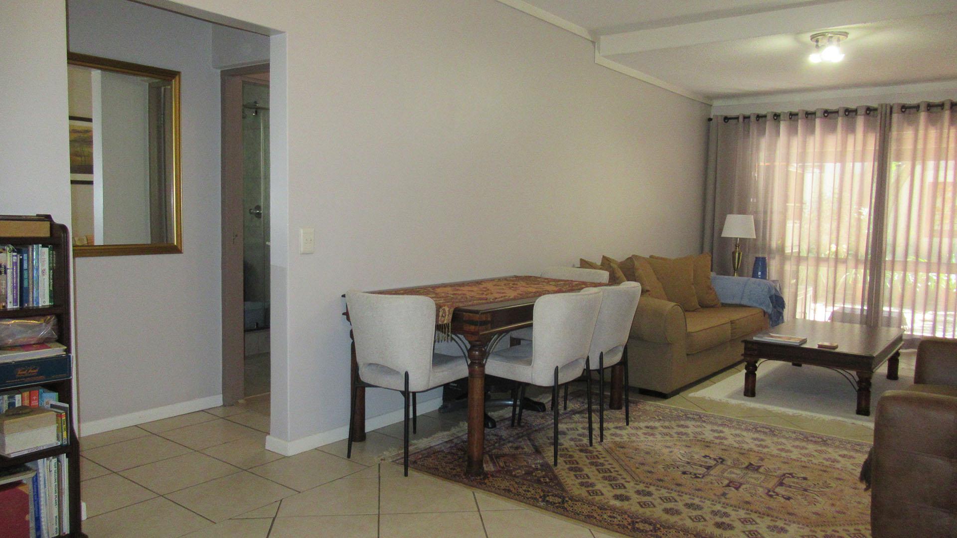 Dining Room - 13 square meters of property in Pine Slopes A.H.
