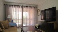 Lounges - 15 square meters of property in Pine Slopes A.H.