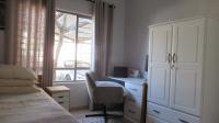 Bed Room 1 - 13 square meters of property in Pine Slopes A.H.