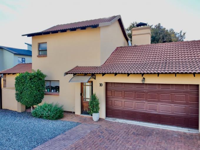 3 Bedroom House for Sale For Sale in Waterval East - MR719019