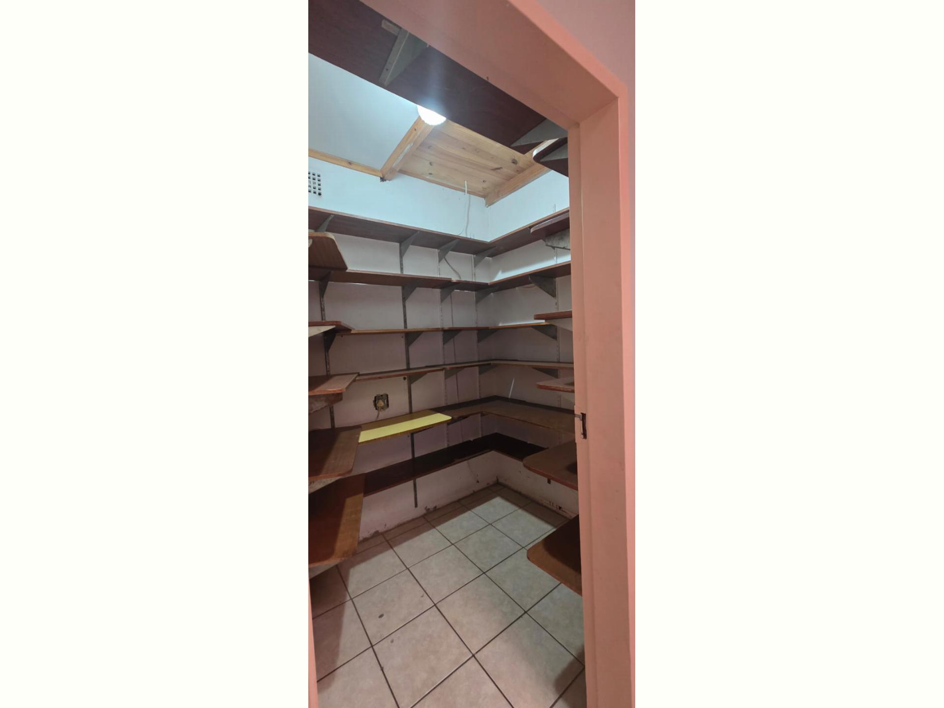 of property in Rietkol AH