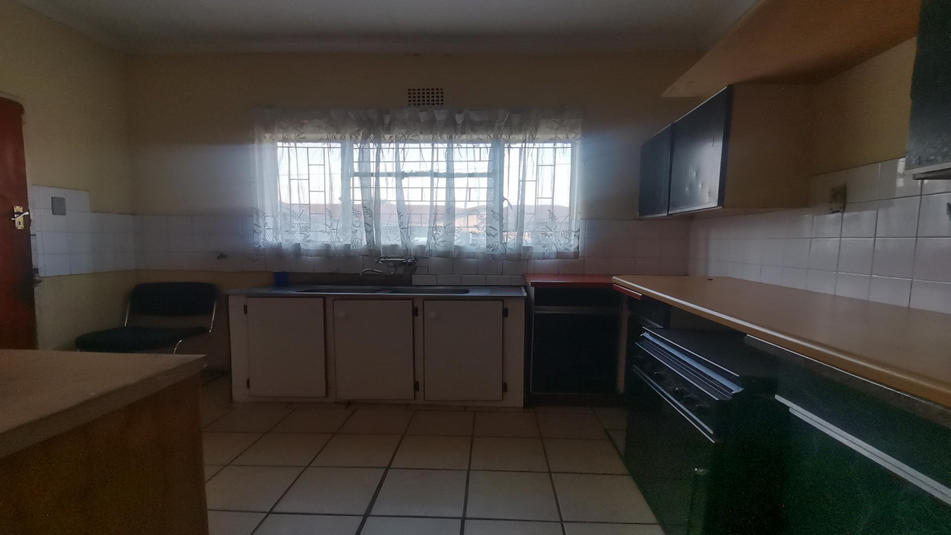 Kitchen of property in Vanderbijlpark