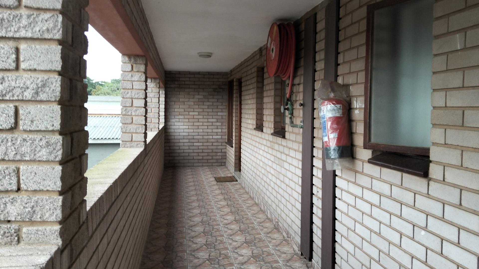 Front View of property in Umkomaas