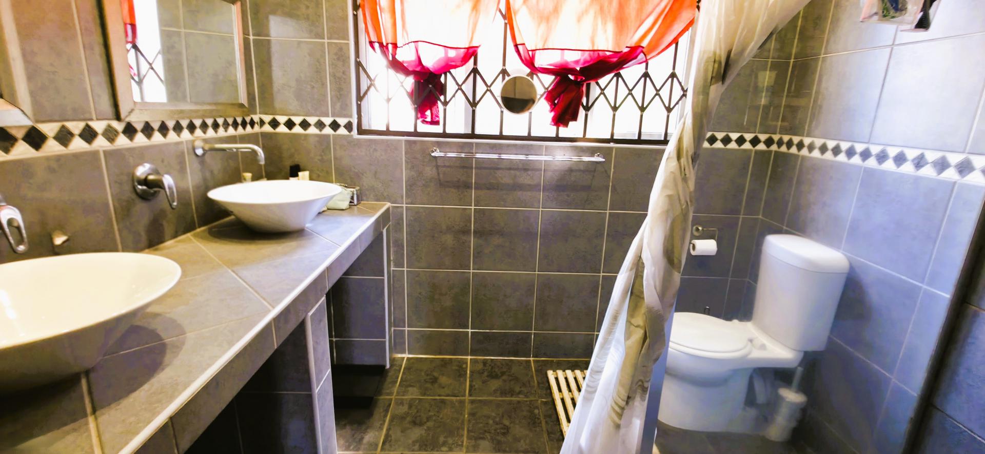 of property in Meer En See