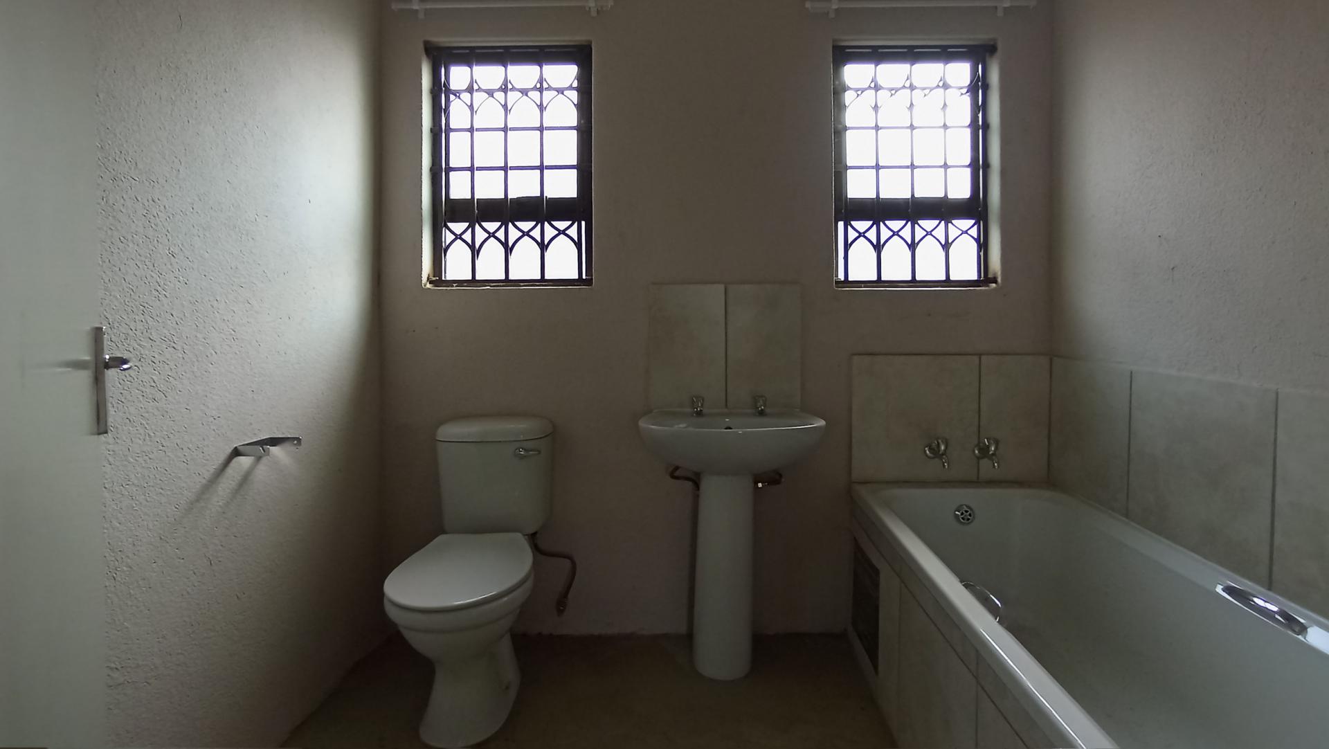 Bathroom 1 - 6 square meters of property in Soshanguve East