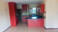 Kitchen of property in Heuweloord