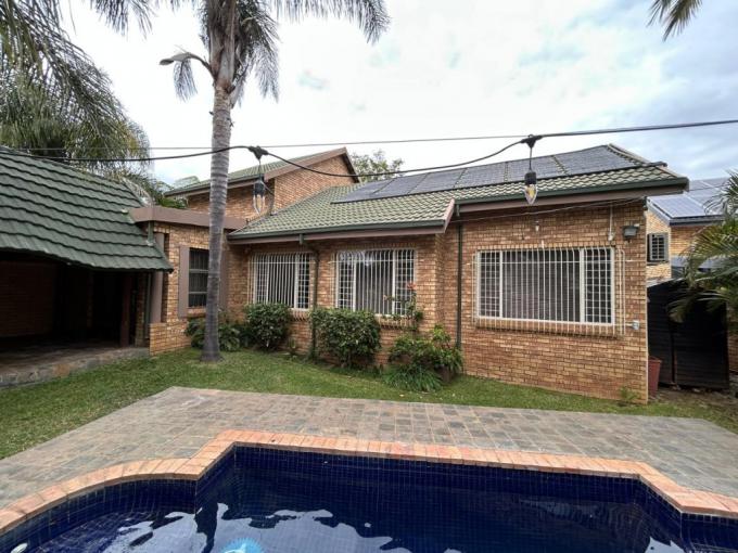 3 Bedroom House for Sale For Sale in Faerie Glen - MR719107