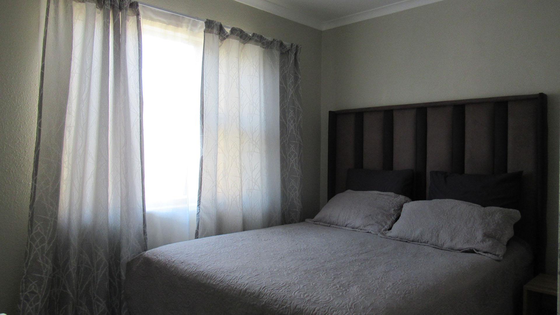 Bed Room 1 - 9 square meters of property in Wilfordon