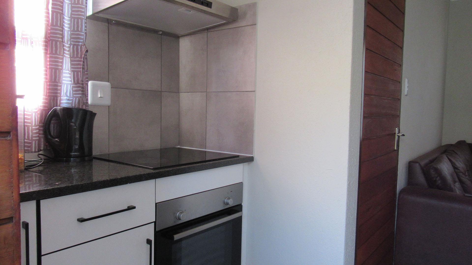 Kitchen - 5 square meters of property in Wilfordon
