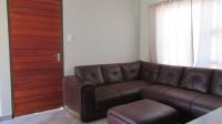 Lounges - 10 square meters of property in Wilfordon