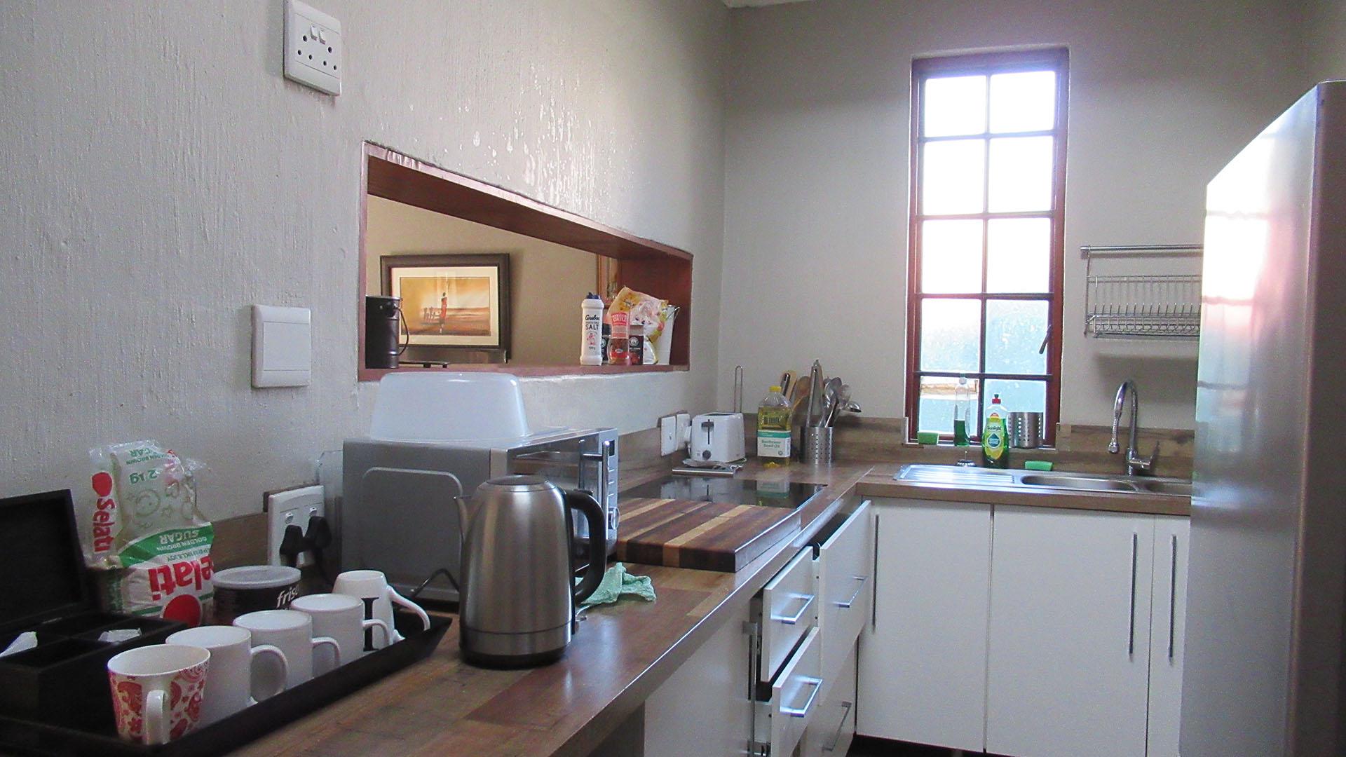 Kitchen - 45 square meters of property in Paulshof