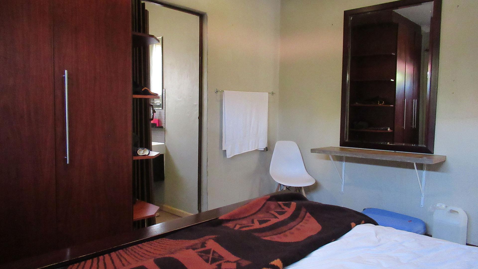 Bed Room 3 - 22 square meters of property in Paulshof