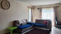 Lounges - 32 square meters of property in Comet