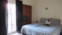 Bed Room 1 - 15 square meters of property in The Hill