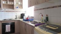 Kitchen - 8 square meters of property in The Hill