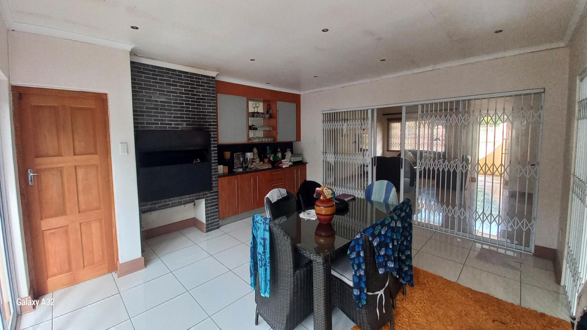 Entertainment of property in Beacon Bay