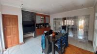 Entertainment of property in Beacon Bay