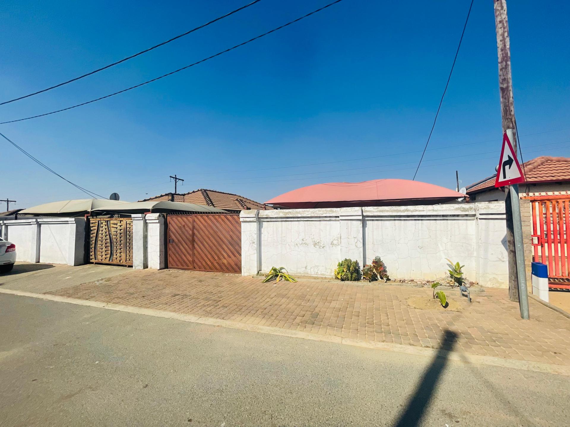  of property in Kaalfontein