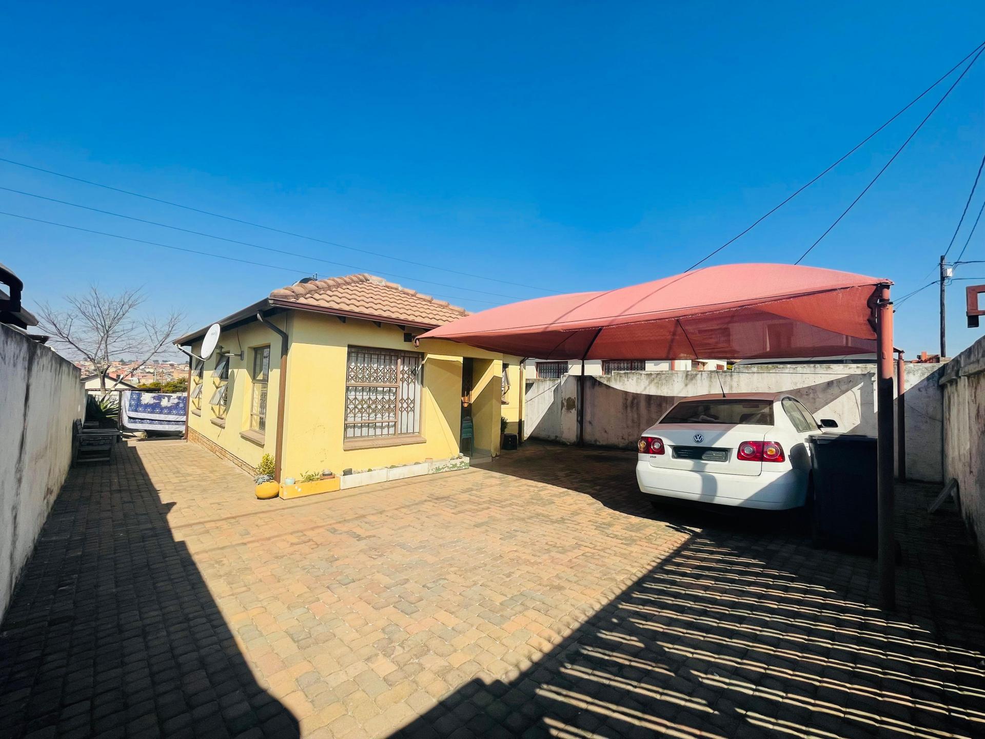  of property in Kaalfontein