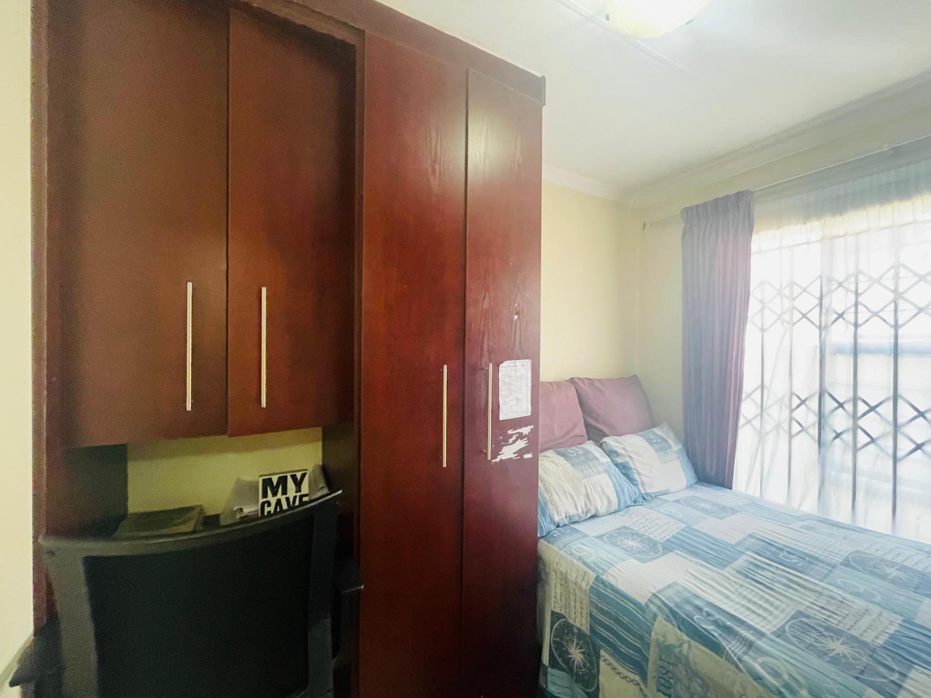  of property in Kaalfontein