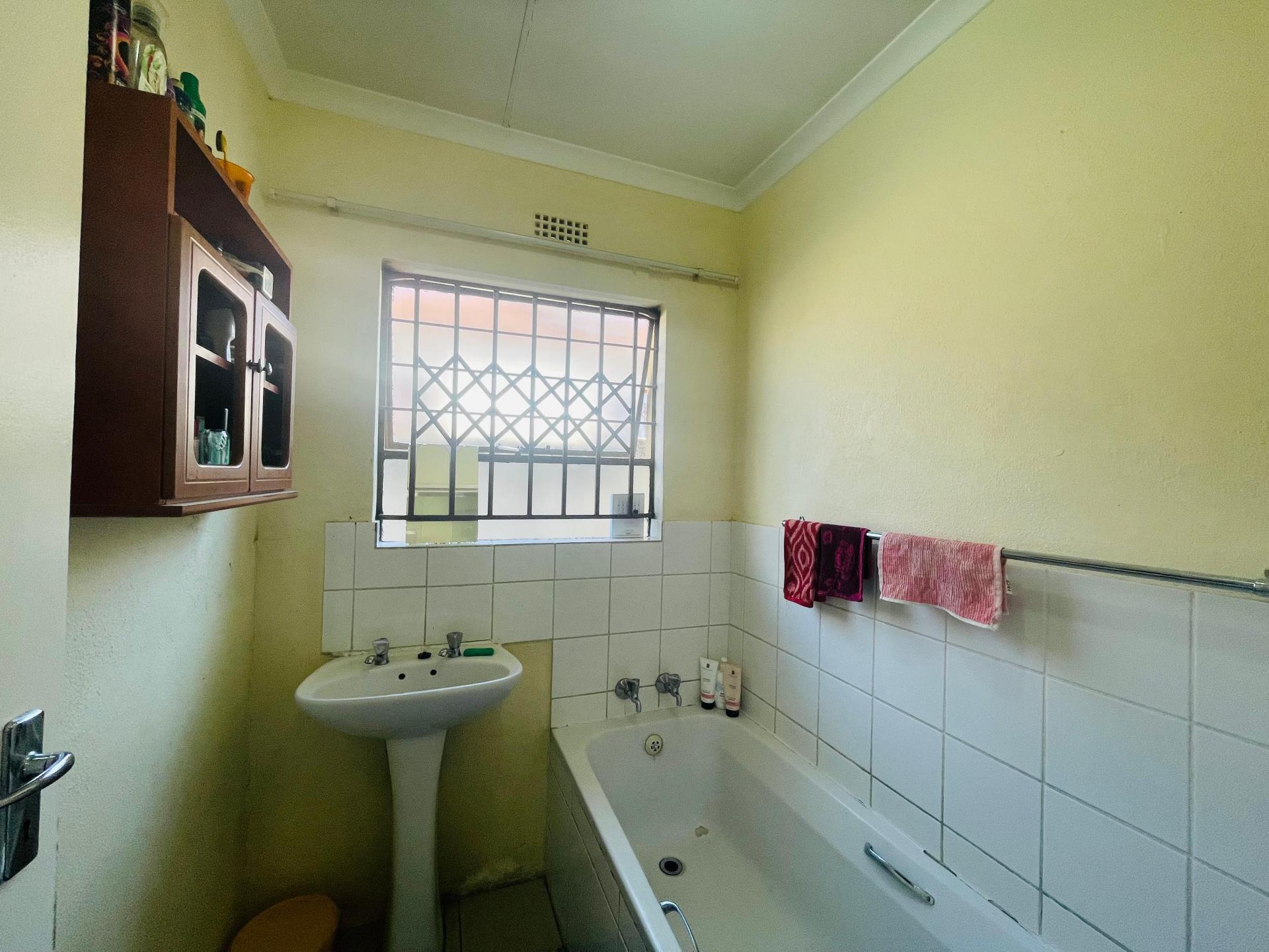  of property in Kaalfontein