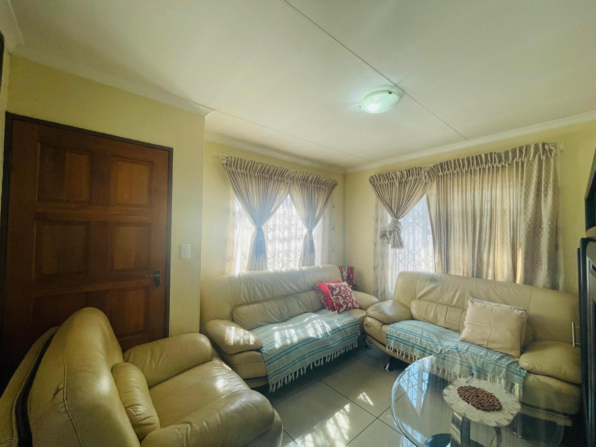  of property in Kaalfontein