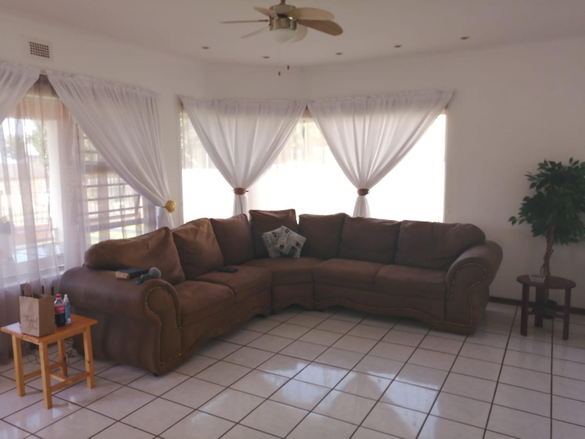  of property in Uvongo