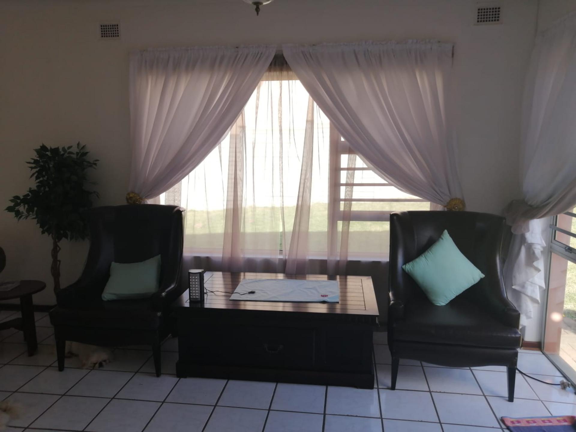  of property in Uvongo