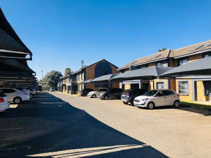 2 Bedroom Simplex for Sale For Sale in Albemarle - MR719200