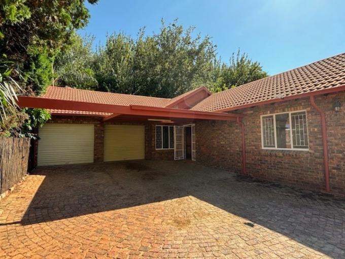 3 Bedroom House to Rent in Pretorius Park - Property to rent - MR719212
